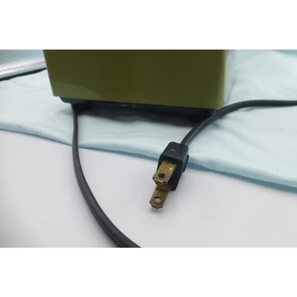 Vintage Osterizer Imperial Blender 10-Speed Olive Green Glass Jar Retro Kitchen - Picture 3 of 15